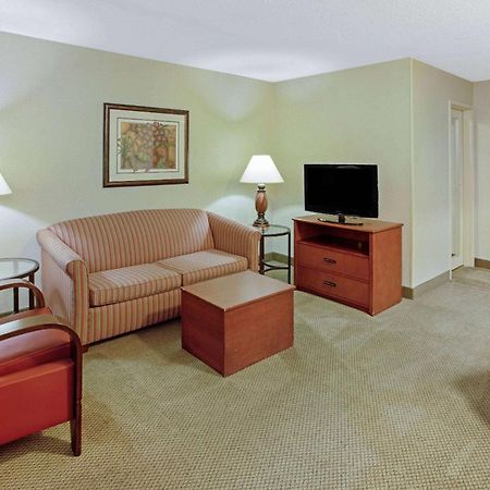 La Quinta By Wyndham Appleton College Avenue Hotell Eksteriør bilde