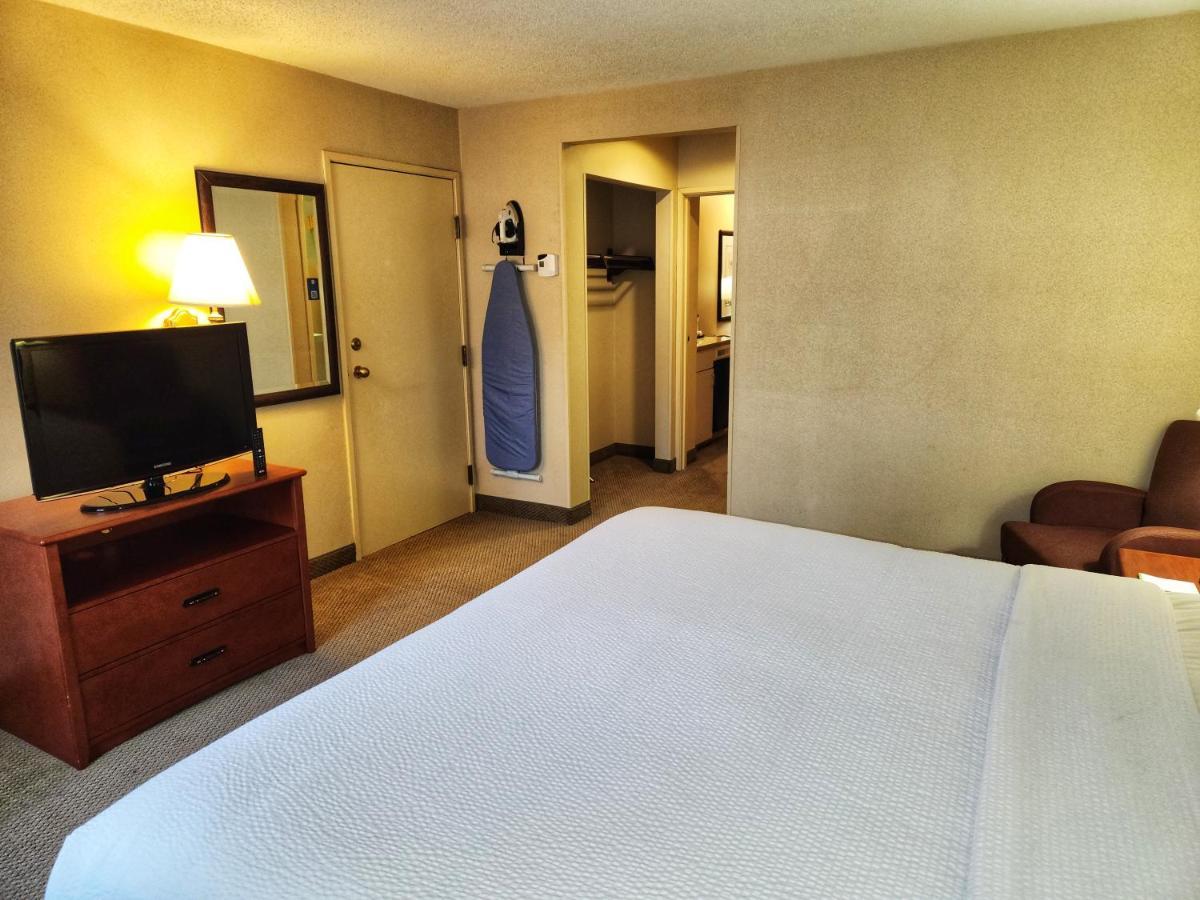 La Quinta By Wyndham Appleton College Avenue Hotell Eksteriør bilde