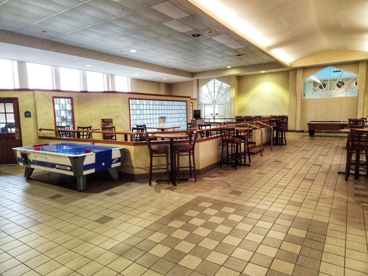 La Quinta By Wyndham Appleton College Avenue Hotell Eksteriør bilde