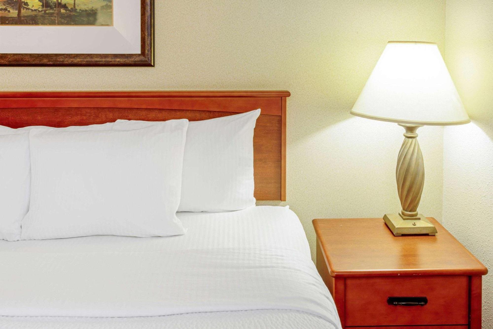 La Quinta By Wyndham Appleton College Avenue Hotell Eksteriør bilde