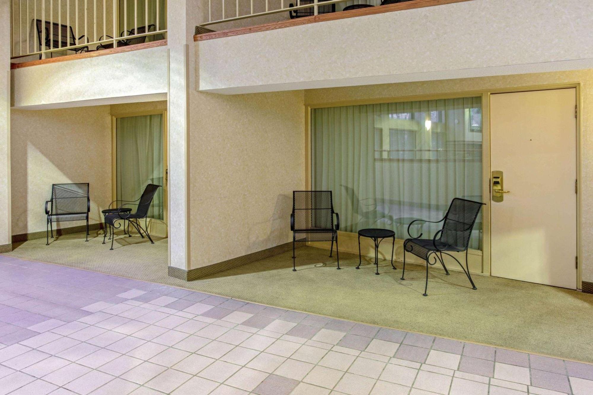 La Quinta By Wyndham Appleton College Avenue Hotell Eksteriør bilde