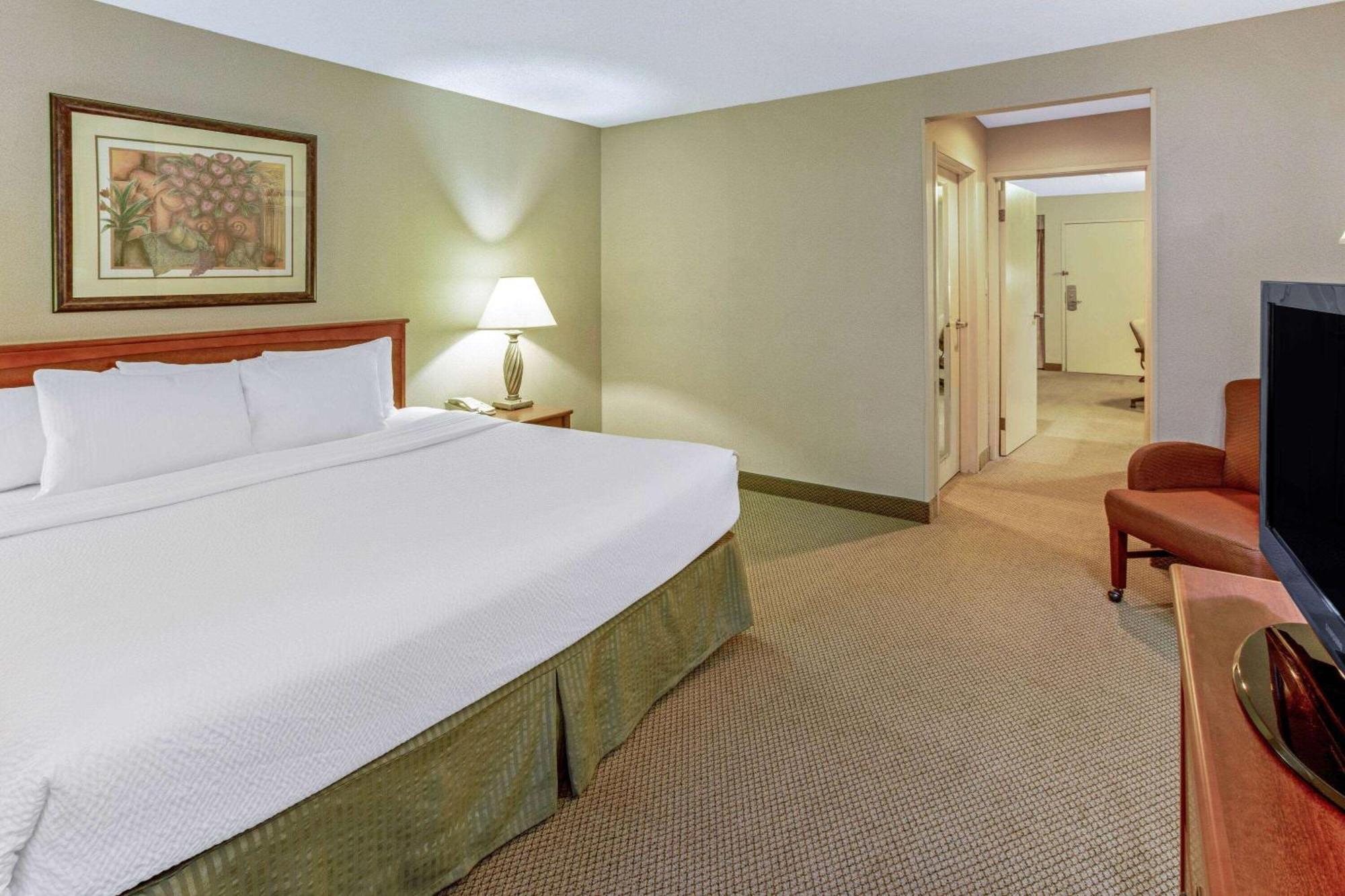 La Quinta By Wyndham Appleton College Avenue Hotell Eksteriør bilde
